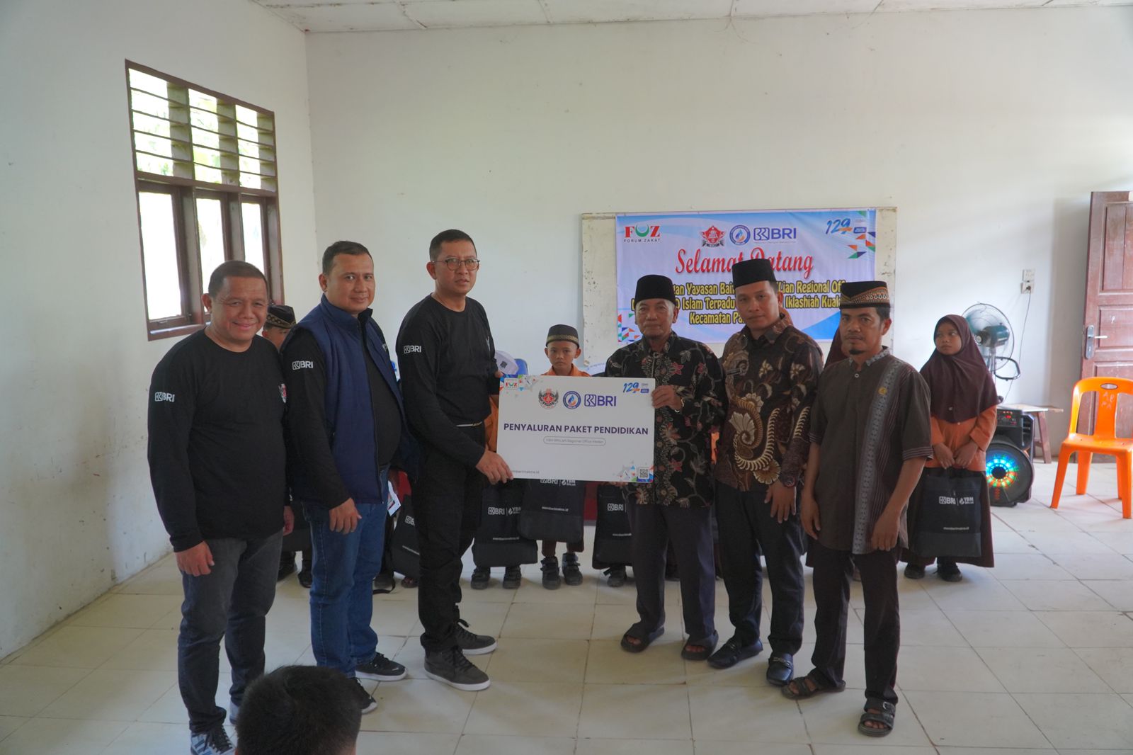 Pererat Persatuan Sesama Insan BRILian, Bikers Community BRI Lubuk Pakam Touring ke Pantai Bali Lestari dan Aksi Peduli Lingkungan