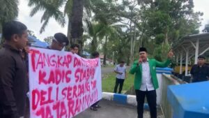 Perihal Dugaan Tipikor 10 Paket Pekerjaan Dinas SDABMBK, GEMPI-SU Gelar Aksi Minta APH Periksa Kadis
